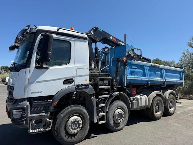 Mercedes AROCS 3243 BI-BENNE GRUE - Φορτηγό ανατρεπόμενο, Φορτηγό με γερανό: φωτογραφία 1 Mercedes AROCS 3243 BI-BENNE GRUE - Φορτηγό ανατρεπόμενο, Φορτηγό με γερανό: φωτογραφία 1