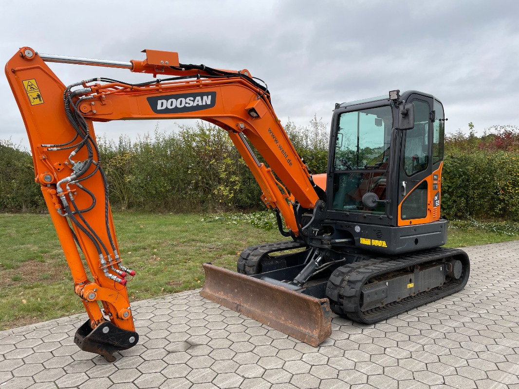 Doosan DX63-3 - Μίνι εκσκαφέας: φωτογραφία 1 Doosan DX63-3 - Μίνι εκσκαφέας: φωτογραφία 1