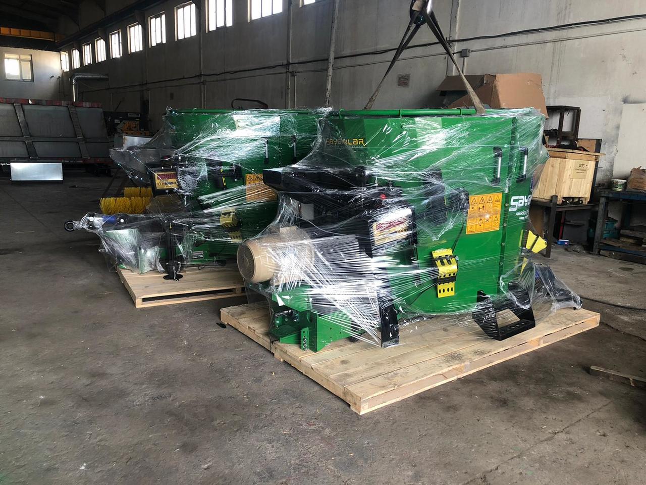 SAYGINLAR vertical feed mixer wagon - Μηχανηματα κτηνοτροφιασ: φωτογραφία 1 SAYGINLAR vertical feed mixer wagon - Μηχανηματα κτηνοτροφιασ: φωτογραφία 1