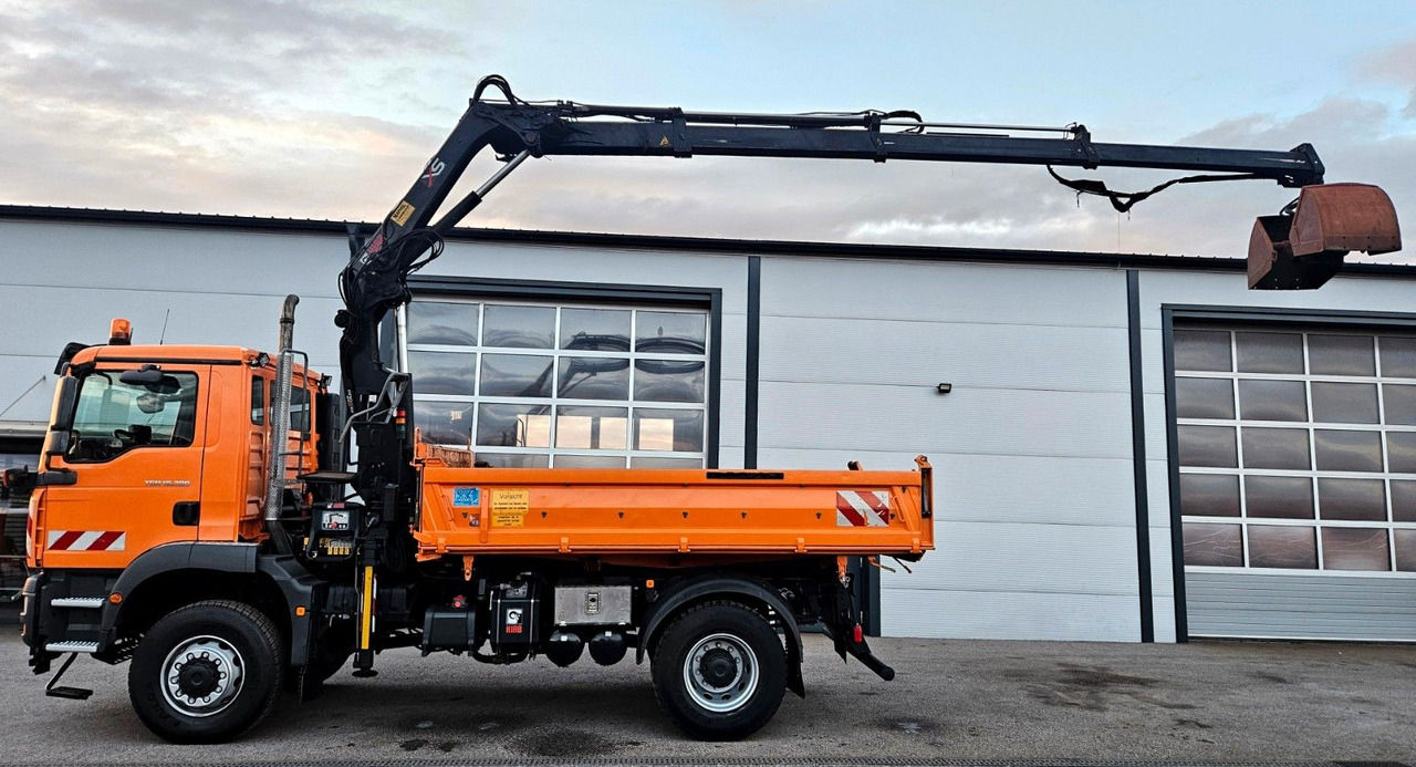 MAN TGM 18.280 4x4 HIAB 111-3 Funk Kran Winterdienst - Φορτηγό ανατρεπόμενο, Φορτηγό με γερανό: φωτογραφία 2 MAN TGM 18.280 4x4 HIAB 111-3 Funk Kran Winterdienst - Φορτηγό ανατρεπόμενο, Φορτηγό με γερανό: φωτογραφία 2