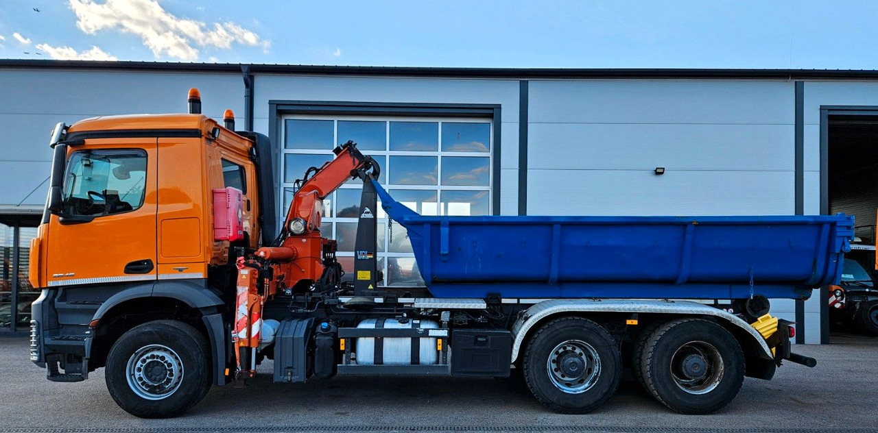 Mercedes-Benz AROCS 2645 6x4 Kran Atlas 240.2E A4 - Φορτηγό φόρτωσης γάντζου, Φορτηγό με γερανό: φωτογραφία 2 Mercedes-Benz AROCS 2645 6x4 Kran Atlas 240.2E A4 - Φορτηγό φόρτωσης γάντζου, Φορτηγό με γερανό: φωτογραφία 2
