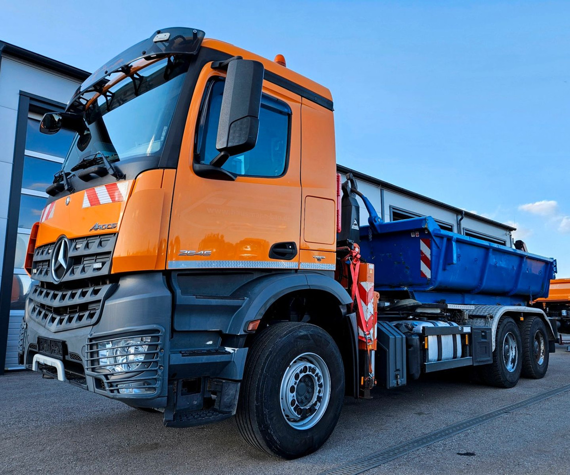 Mercedes-Benz AROCS 2645 6x4 Kran Atlas 240.2E A4 - Φορτηγό φόρτωσης γάντζου, Φορτηγό με γερανό: φωτογραφία 1 Mercedes-Benz AROCS 2645 6x4 Kran Atlas 240.2E A4 - Φορτηγό φόρτωσης γάντζου, Φορτηγό με γερανό: φωτογραφία 1