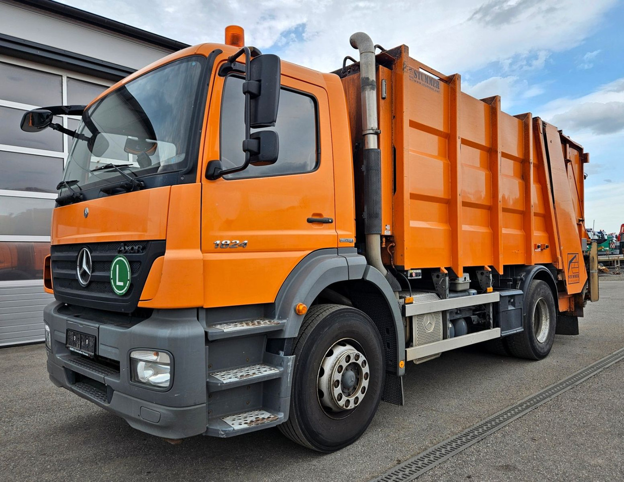 Mercedes-Benz AXOR 1824 ZOELLER Stummer Medium Variopress - Απορριμματοφόρο: φωτογραφία 1 Mercedes-Benz AXOR 1824 ZOELLER Stummer Medium Variopress - Απορριμματοφόρο: φωτογραφία 1