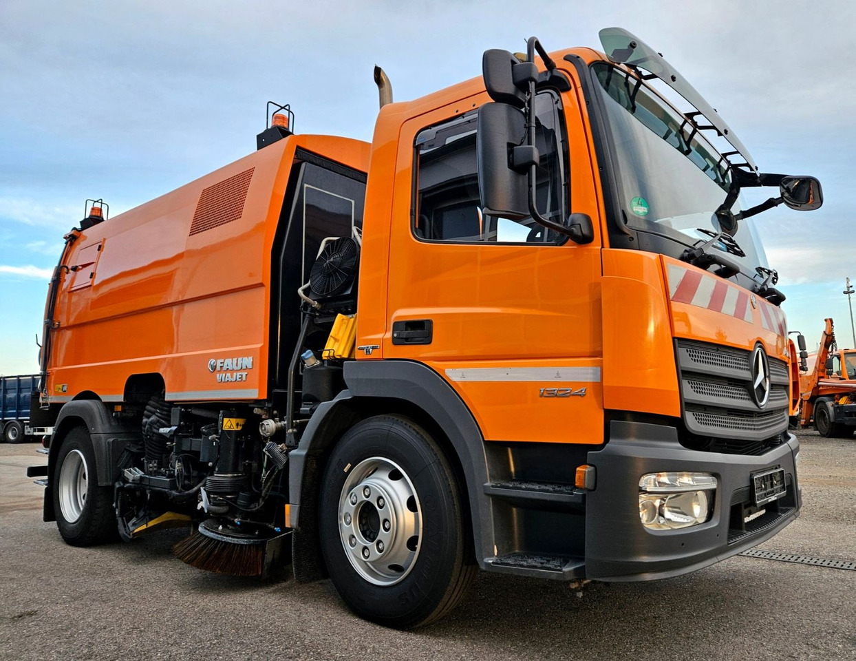 Mercedes-Benz Atego 1324 Euro6 FAUN Viajet 6 Aufbaumotor - Σάρωθρο δρόμων: φωτογραφία 1 Mercedes-Benz Atego 1324 Euro6 FAUN Viajet 6 Aufbaumotor - Σάρωθρο δρόμων: φωτογραφία 1