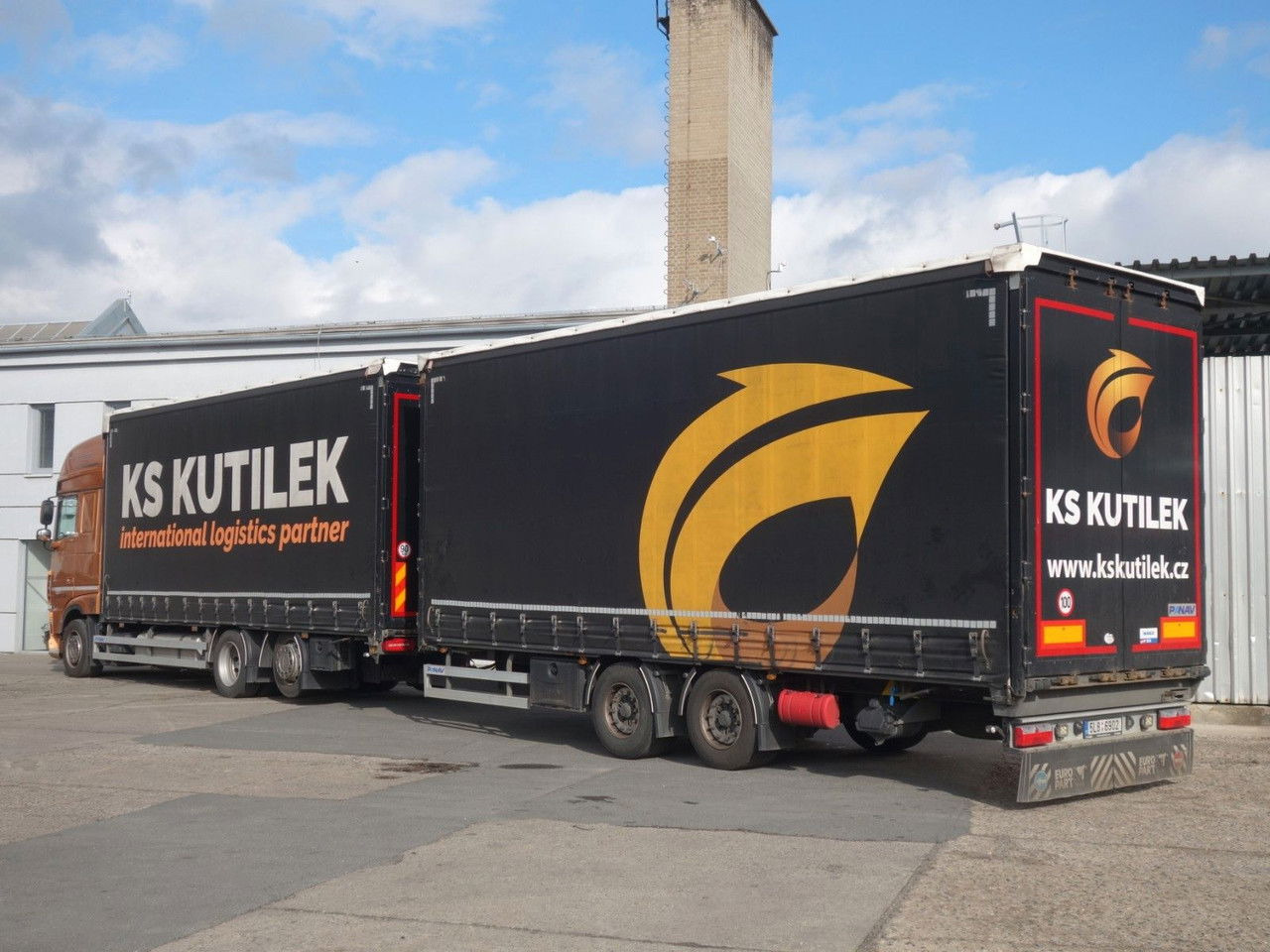 DAF XF 480 SSC, 120 cbm, Durchfahren - Φορτηγό μουσαμάς: φωτογραφία 4 DAF XF 480 SSC, 120 cbm, Durchfahren - Φορτηγό μουσαμάς: φωτογραφία 4