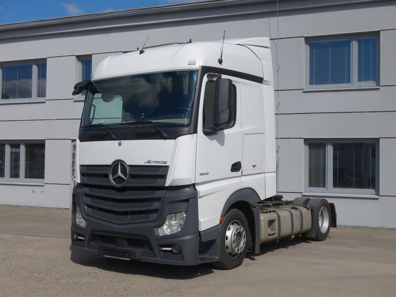 Mercedes-Benz Actros 1843 Lowdeck Lowliner - Τράκτορας: φωτογραφία 1 Mercedes-Benz Actros 1843 Lowdeck Lowliner - Τράκτορας: φωτογραφία 1