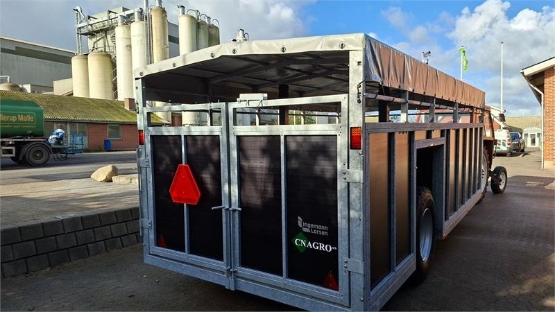 CN Agro Model D - Ρυμούλκα μεταφορά ζώων, Ρυμούλκα για τρακτέρ: φωτογραφία 4 CN Agro Model D - Ρυμούλκα μεταφορά ζώων, Ρυμούλκα για τρακτέρ: φωτογραφία 4