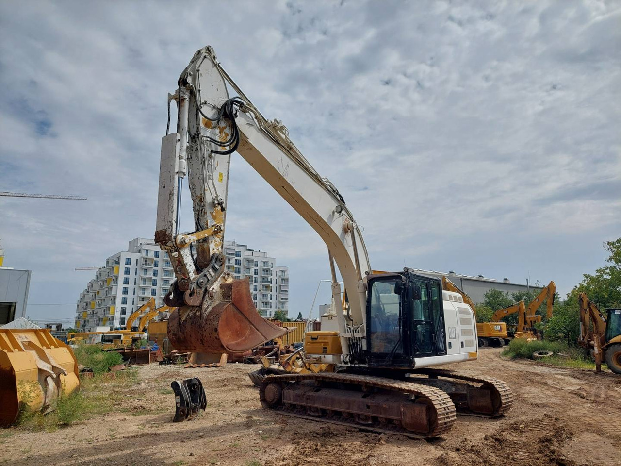 CAT 326FL - Ερπυστριοφόρος εκσκαφέας: φωτογραφία 1 CAT 326FL - Ερπυστριοφόρος εκσκαφέας: φωτογραφία 1