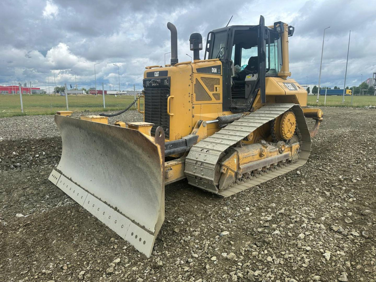 CAT D6NXL - Μπουλντόζα: φωτογραφία 1 CAT D6NXL - Μπουλντόζα: φωτογραφία 1