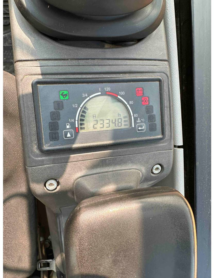 CAT 302.7DCR - Ερπυστριοφόρος εκσκαφέας: φωτογραφία 5 CAT 302.7DCR - Ερπυστριοφόρος εκσκαφέας: φωτογραφία 5