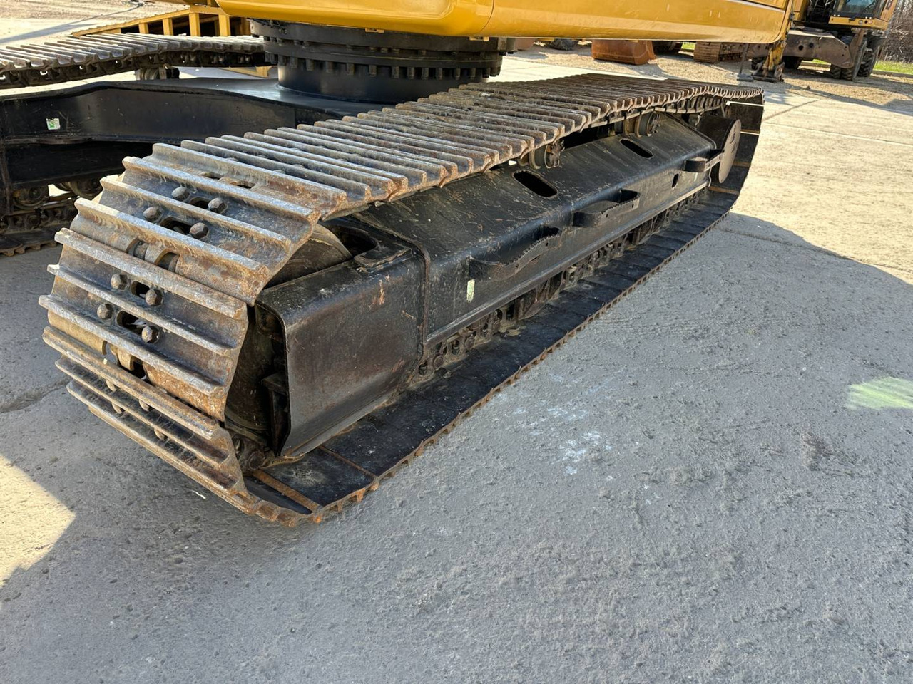 Ερπυστριοφόρος εκσκαφέας CAT 323: φωτογραφία 30