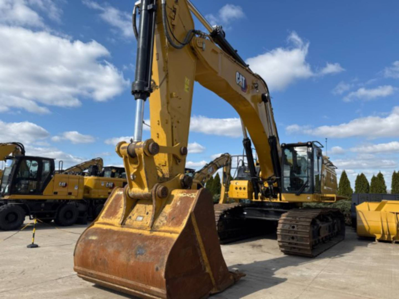 CAT 374 - Ερπυστριοφόρος εκσκαφέας: φωτογραφία 1 CAT 374 - Ερπυστριοφόρος εκσκαφέας: φωτογραφία 1