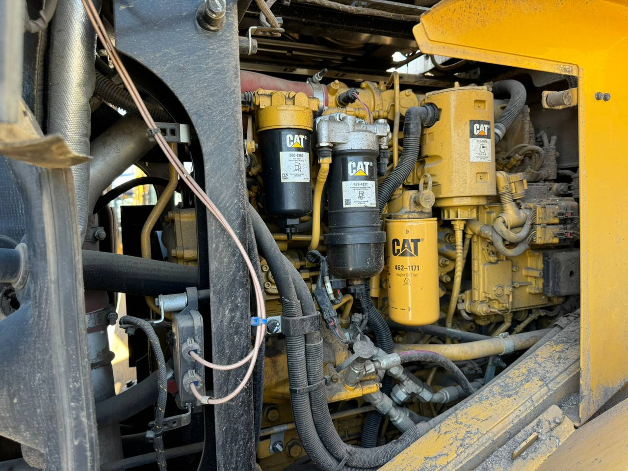 Ελαστιχοφόρος φορτωτής CAT 962M: φωτογραφία 7