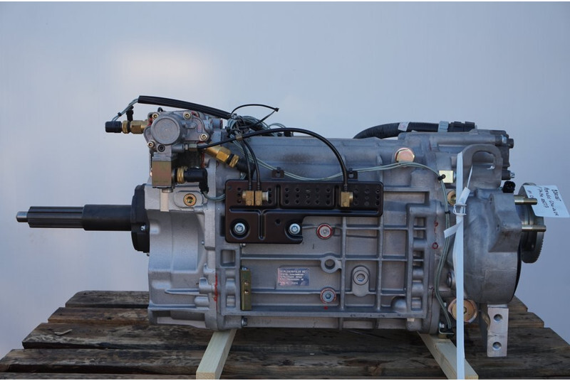 Mercedes-Benz G210-16/14.2-0.83EPS + VB VOITH 715240004527 - Κιβώτιο ταχυτήτων για Φορτηγό: φωτογραφία 1 Mercedes-Benz G210-16/14.2-0.83EPS + VB VOITH 715240004527 - Κιβώτιο ταχυτήτων για Φορτηγό: φωτογραφία 1