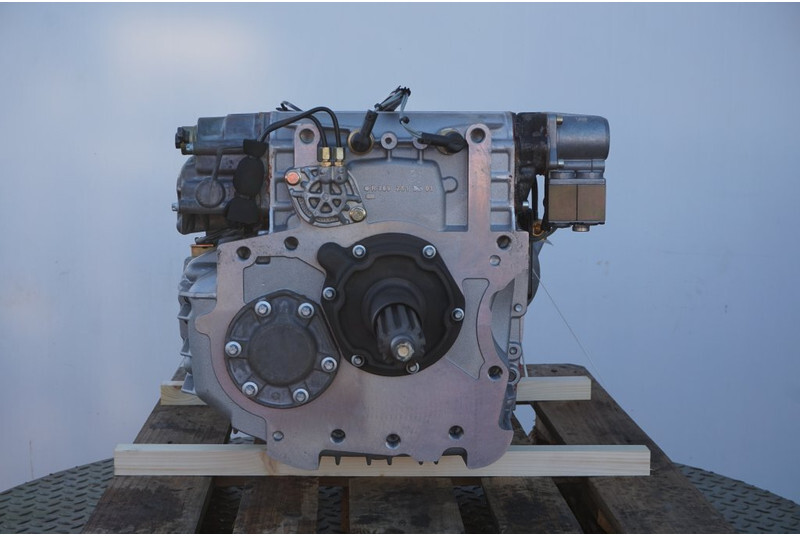 Mercedes-Benz G210-16/14.2-0.83EPS + VB VOITH 715240004527 - Κιβώτιο ταχυτήτων για Φορτηγό: φωτογραφία 2 Mercedes-Benz G210-16/14.2-0.83EPS + VB VOITH 715240004527 - Κιβώτιο ταχυτήτων για Φορτηγό: φωτογραφία 2