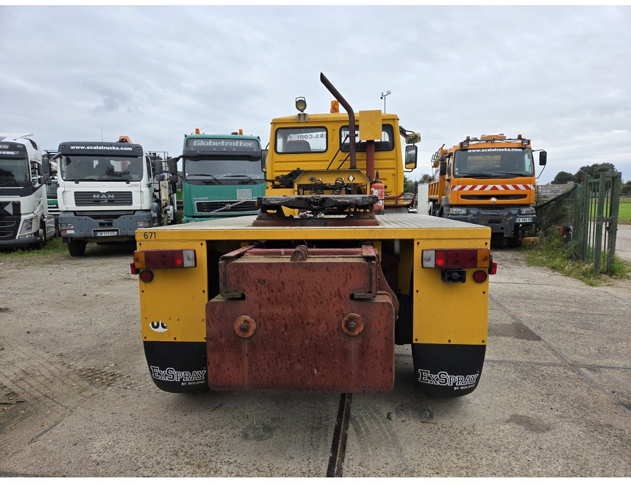 RENAULT M170 4x4 TRACTOR UNIT FULL SPRING SUSPENSION VERY LOW MILEAGE - Τράκτορας: φωτογραφία 5 RENAULT M170 4x4 TRACTOR UNIT FULL SPRING SUSPENSION VERY LOW MILEAGE - Τράκτορας: φωτογραφία 5