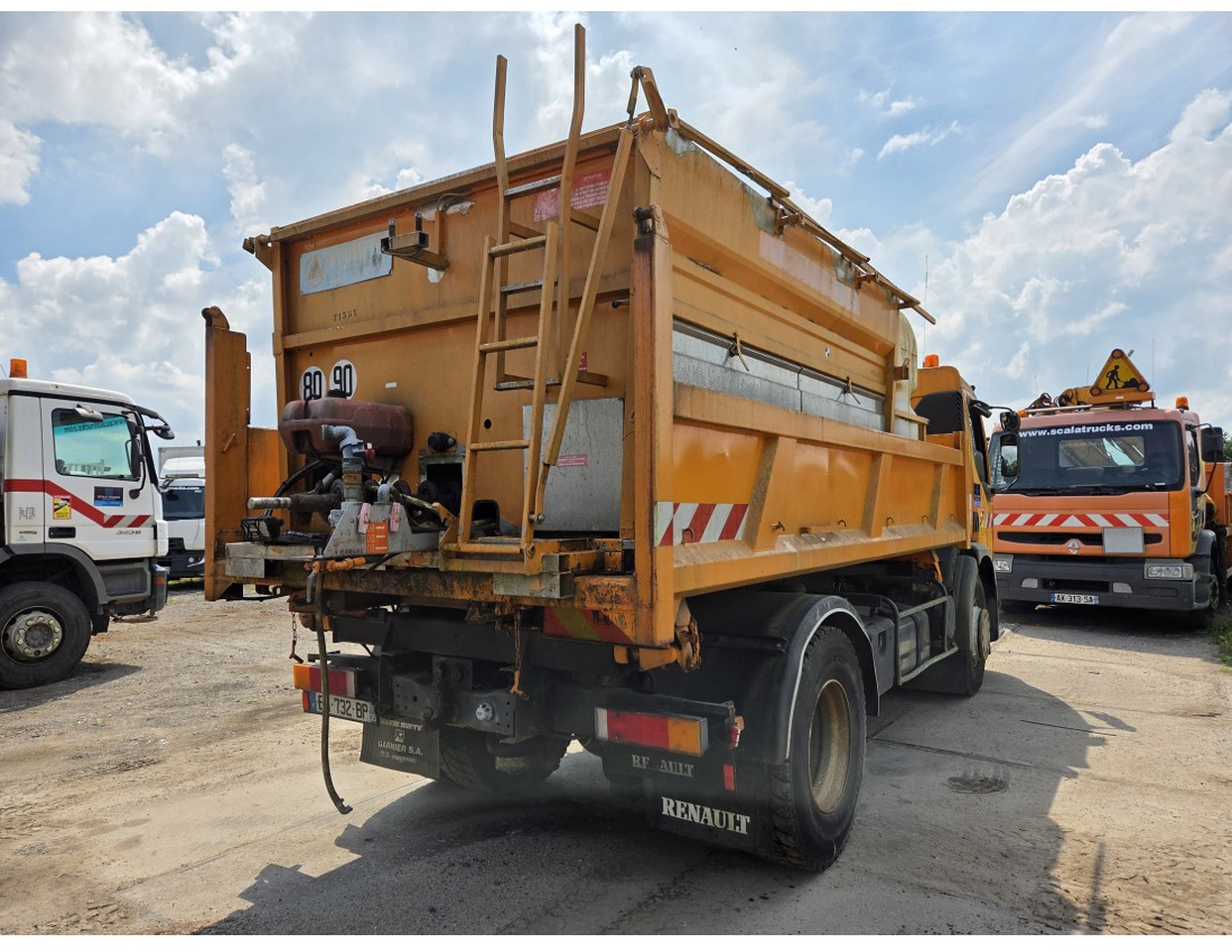 Renault Premium 300 4x2 Tipper Gritter Manual Gearbox Mechanical pump Pomp - Φορτηγό ανατρεπόμενο: φωτογραφία 2 Renault Premium 300 4x2 Tipper Gritter Manual Gearbox Mechanical pump Pomp - Φορτηγό ανατρεπόμενο: φωτογραφία 2
