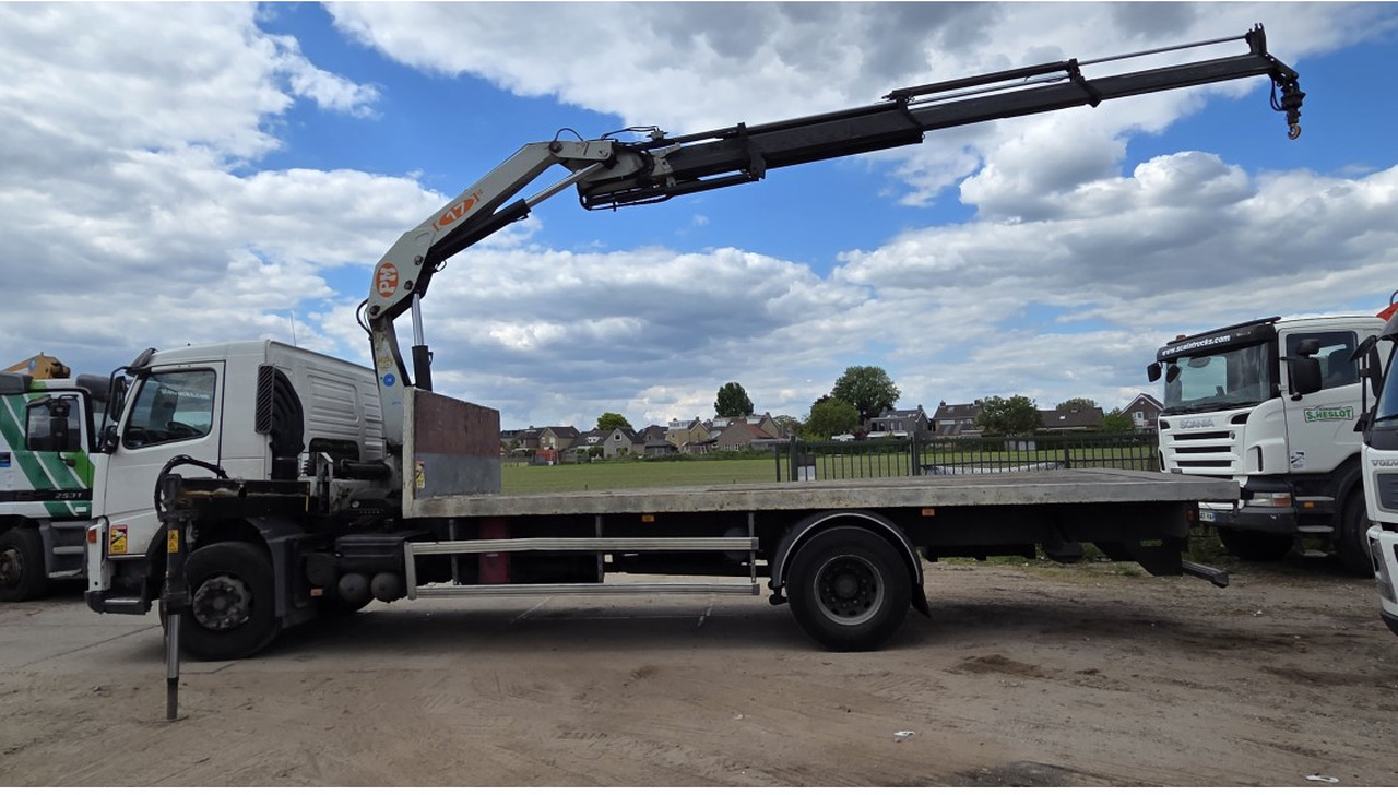 VOLVO FM 330 FLATBED 4X2 PM 17 LC 17 TON - Φορτηγό με ανοιχτή καρότσα, Φορτηγό με γερανό: φωτογραφία 2 VOLVO FM 330 FLATBED 4X2 PM 17 LC 17 TON - Φορτηγό με ανοιχτή καρότσα, Φορτηγό με γερανό: φωτογραφία 2