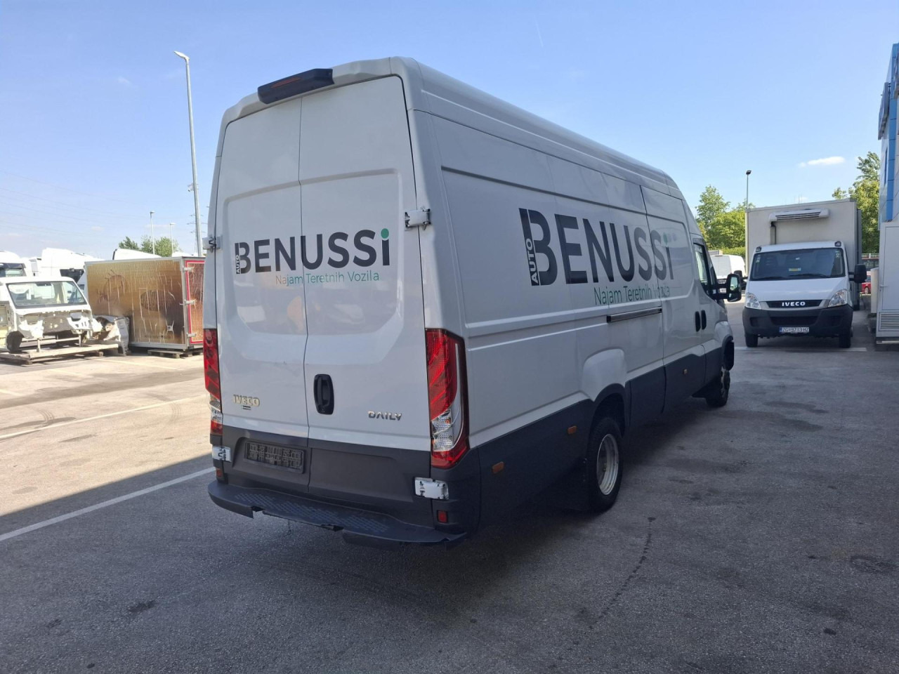 IVECO Daily 35C18H V - Επιβατικό βαν: φωτογραφία 3 IVECO Daily 35C18H V - Επιβατικό βαν: φωτογραφία 3