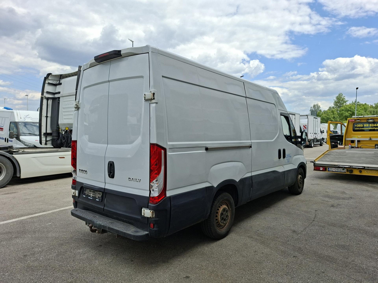 IVECO Daily 35S13V - Επιβατικό βαν: φωτογραφία 4 IVECO Daily 35S13V - Επιβατικό βαν: φωτογραφία 4