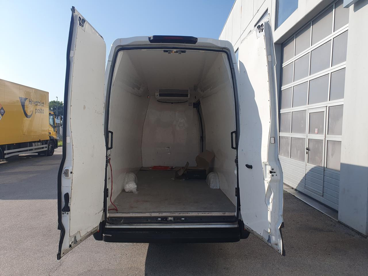 IVECO Daily 35S16V - Επαγγελματικό αυτοκίνητο ψυγείο: φωτογραφία 5 IVECO Daily 35S16V - Επαγγελματικό αυτοκίνητο ψυγείο: φωτογραφία 5