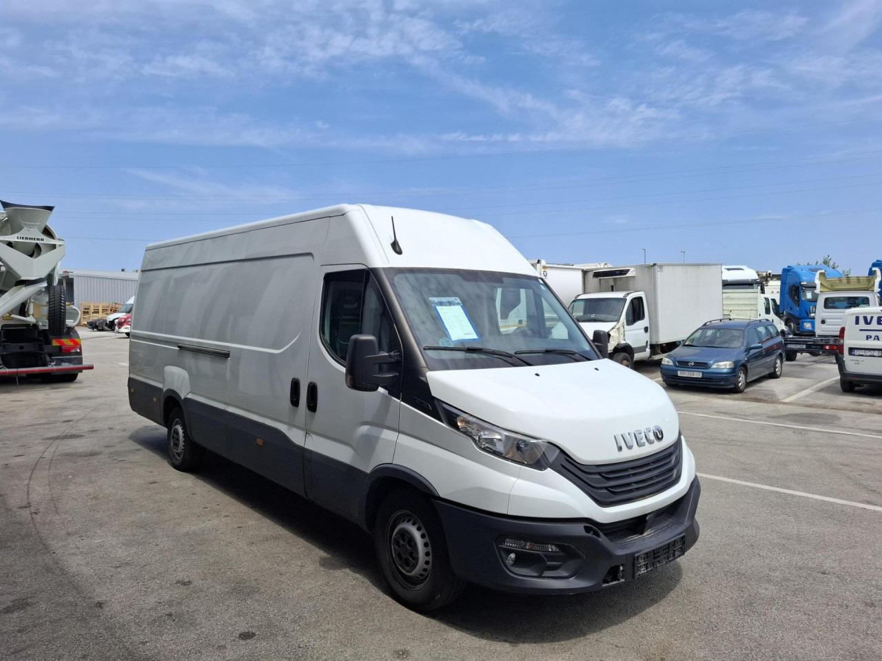 IVECO Daily 35S16V - Επιβατικό βαν: φωτογραφία 2 IVECO Daily 35S16V - Επιβατικό βαν: φωτογραφία 2
