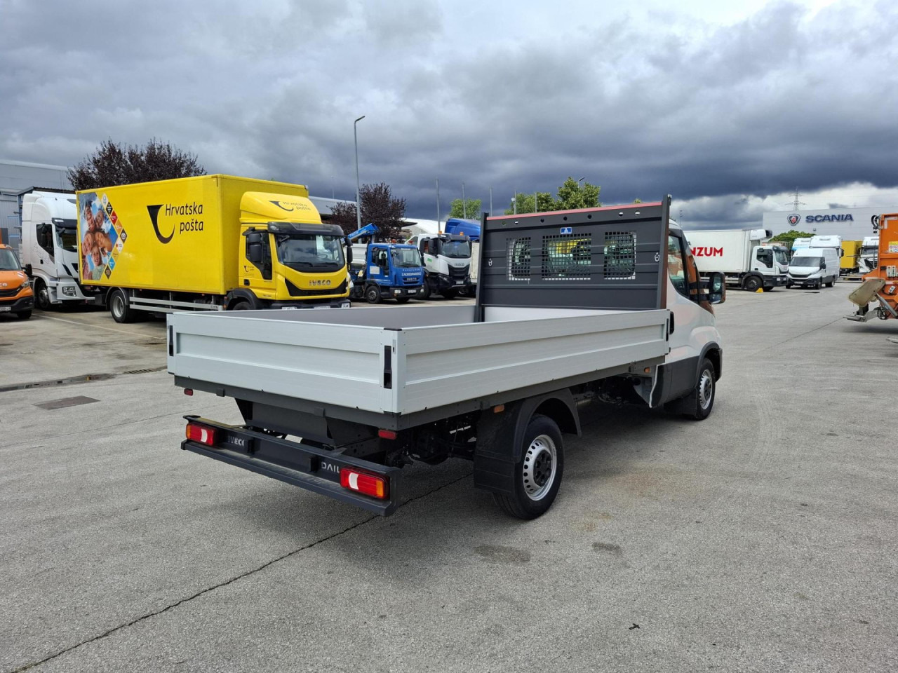 IVECO Daily 35S16 - Βαν: φωτογραφία 4 IVECO Daily 35S16 - Βαν: φωτογραφία 4