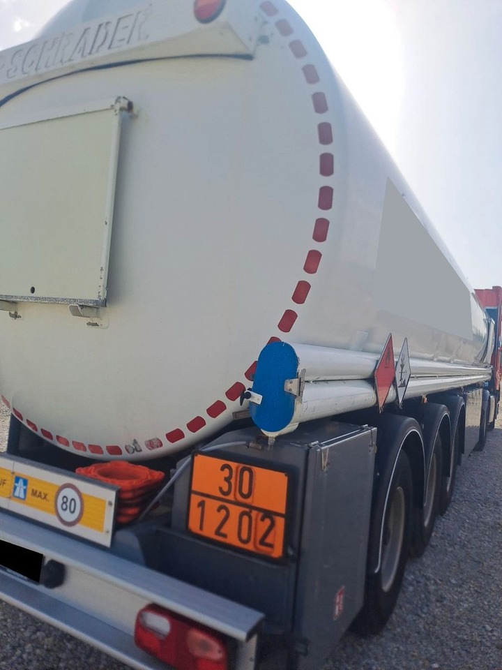 Schrader ADR, Treibstoff Diesel/Benzin, 4 Kammern, Sening Schrader ADR, Treibstoff Diesel/Benzin, 4 Kammern, Sening - Επικαθήμενο βυτίο: φωτογραφία 1 Schrader ADR, Treibstoff Diesel/Benzin, 4 Kammern, Sening Schrader ADR, Treibstoff Diesel/Benzin, 4 Kammern, Sening - Επικαθήμενο βυτίο: φωτογραφία 1