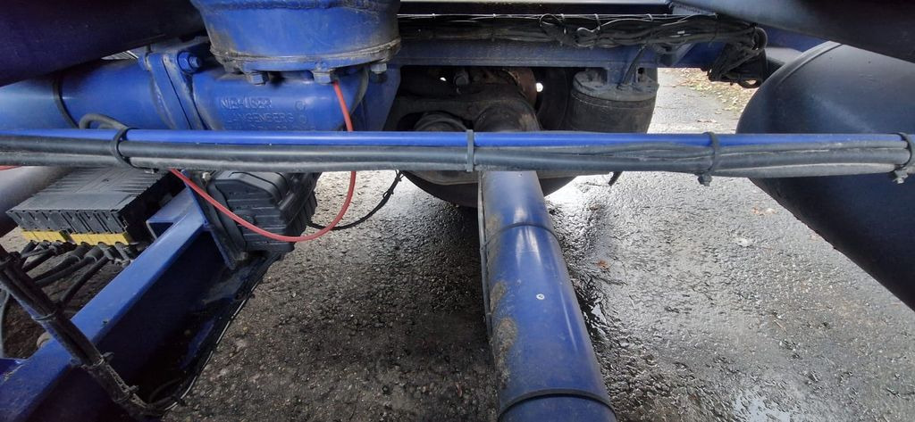 Επικαθήμενο βυτίο Schwarzmüller Schwingenschlögel,ADR,Diesel/Benzin, 5 Kammern Schwarzmüller Schwingenschlögel,ADR,Diesel/Benzin, 5 Kammern: φωτογραφία 11 Επικαθήμενο βυτίο Schwarzmüller Schwingenschlögel,ADR,Diesel/Benzin, 5 Kammern Schwarzmüller Schwingenschlögel,ADR,Diesel/Benzin, 5 Kammern: φωτογραφία 11