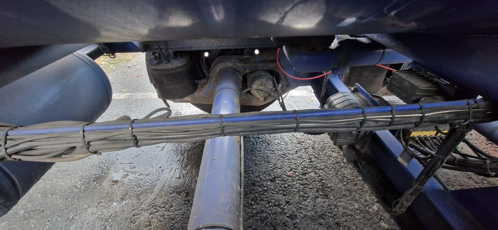 Επικαθήμενο βυτίο Schwarzmüller Schwingenschlögel,ADR,Diesel/Benzin, 5 Kammern Schwarzmüller Schwingenschlögel,ADR,Diesel/Benzin, 5 Kammern: φωτογραφία 10 Επικαθήμενο βυτίο Schwarzmüller Schwingenschlögel,ADR,Diesel/Benzin, 5 Kammern Schwarzmüller Schwingenschlögel,ADR,Diesel/Benzin, 5 Kammern: φωτογραφία 10