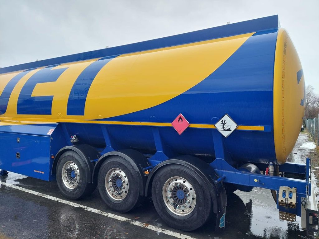 Schwarzmüller Schwingenschlögel,ADR,Diesel/Benzin, 5 Kammern - Επικαθήμενο βυτίο: φωτογραφία 2 Schwarzmüller Schwingenschlögel,ADR,Diesel/Benzin, 5 Kammern - Επικαθήμενο βυτίο: φωτογραφία 2