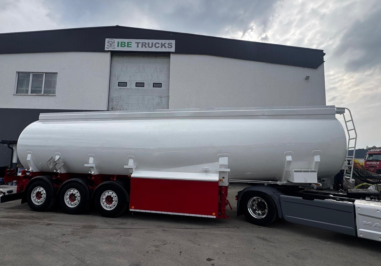 Schwarzmüller TS 3/E ADR, 6 Kammern Treibstoff Fuel - Επικαθήμενο βυτίο: φωτογραφία 2 Schwarzmüller TS 3/E ADR, 6 Kammern Treibstoff Fuel - Επικαθήμενο βυτίο: φωτογραφία 2