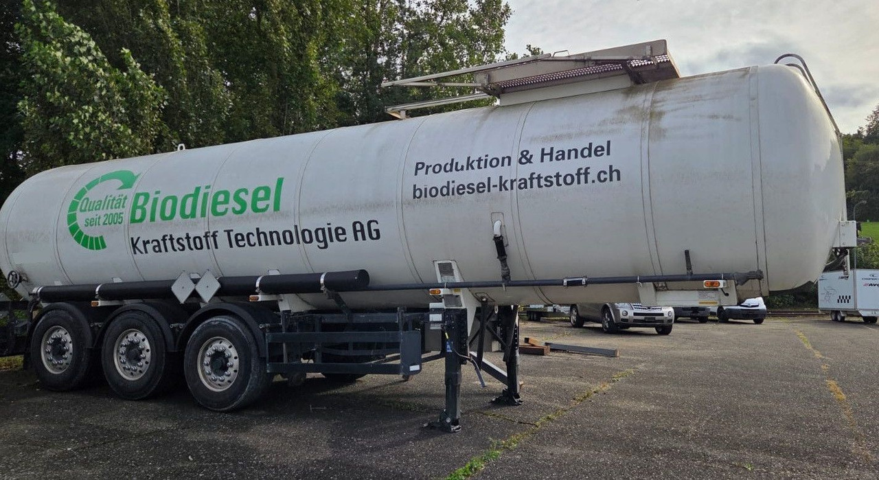 Schwarzmüller TS 3/E, ADR, Bitumen, 1 Kammer - Επικαθήμενο βυτίο: φωτογραφία 3 Schwarzmüller TS 3/E, ADR, Bitumen, 1 Kammer - Επικαθήμενο βυτίο: φωτογραφία 3