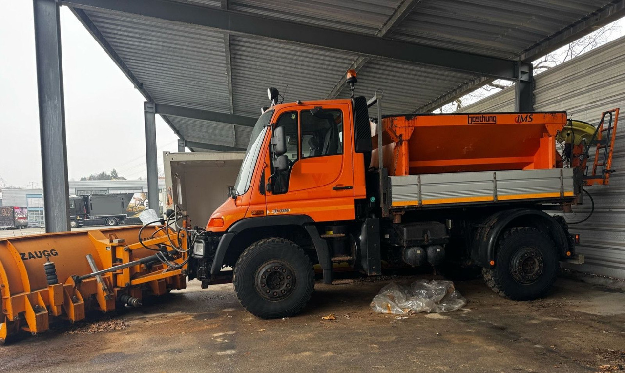 Unimog U400 4x4, Winterdienst, Schild+Streuer - Φορτηγό: φωτογραφία 3 Unimog U400 4x4, Winterdienst, Schild+Streuer - Φορτηγό: φωτογραφία 3