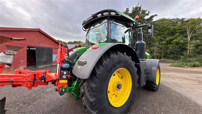 John Deere 8370R Autopower - Τρακτέρ: φωτογραφία 4 John Deere 8370R Autopower - Τρακτέρ: φωτογραφία 4