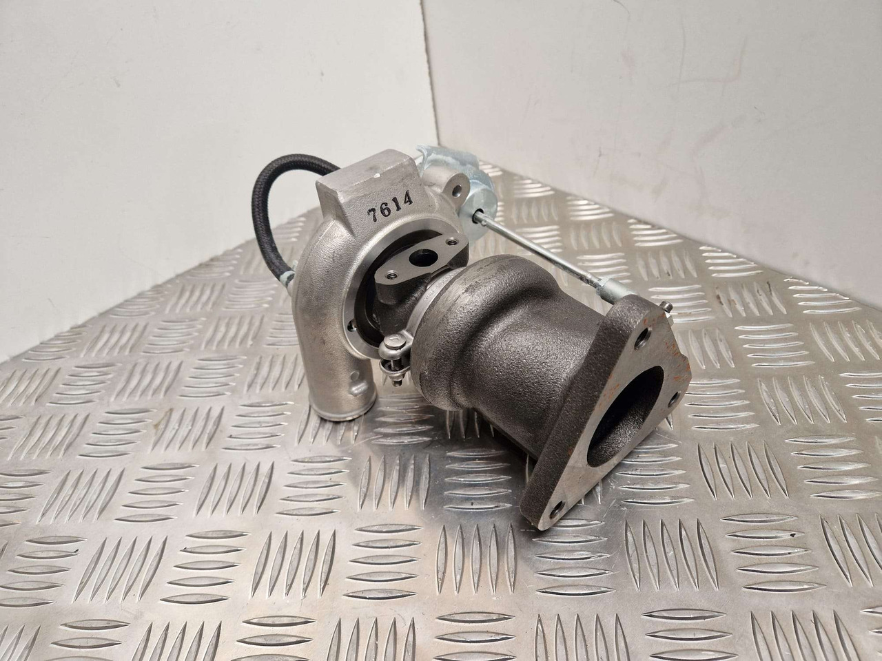 Deutz TD025L3-08T G33q Turbo - Κινητήρας και ανταλλακτικά για Κατασκευή μηχανήματα: φωτογραφία 2 Deutz TD025L3-08T G33q Turbo - Κινητήρας και ανταλλακτικά για Κατασκευή μηχανήματα: φωτογραφία 2