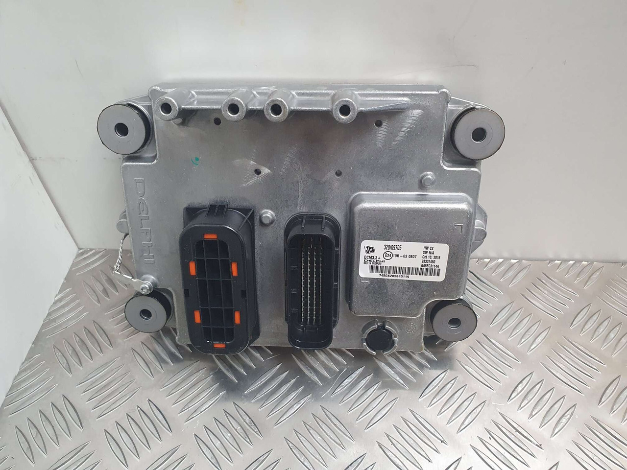 JCB programmable ECU 320/09705 JCB ECM 444 T4 Delphi DCM3.3+ - Κινητήρας και ανταλλακτικά για Κατασκευή μηχανήματα: φωτογραφία 2 JCB programmable ECU 320/09705 JCB ECM 444 T4 Delphi DCM3.3+ - Κινητήρας και ανταλλακτικά για Κατασκευή μηχανήματα: φωτογραφία 2