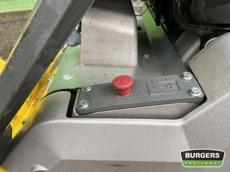 Δονητική πλάκα Neuson DPU 65.55: φωτογραφία 10