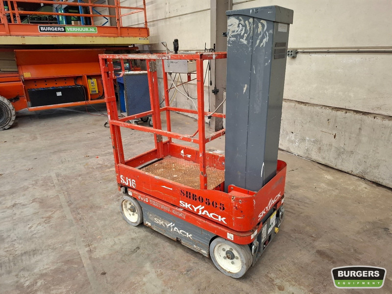 Skyjack SJ16 - Πλατφόρμα εναέρια: φωτογραφία 5 Skyjack SJ16 - Πλατφόρμα εναέρια: φωτογραφία 5