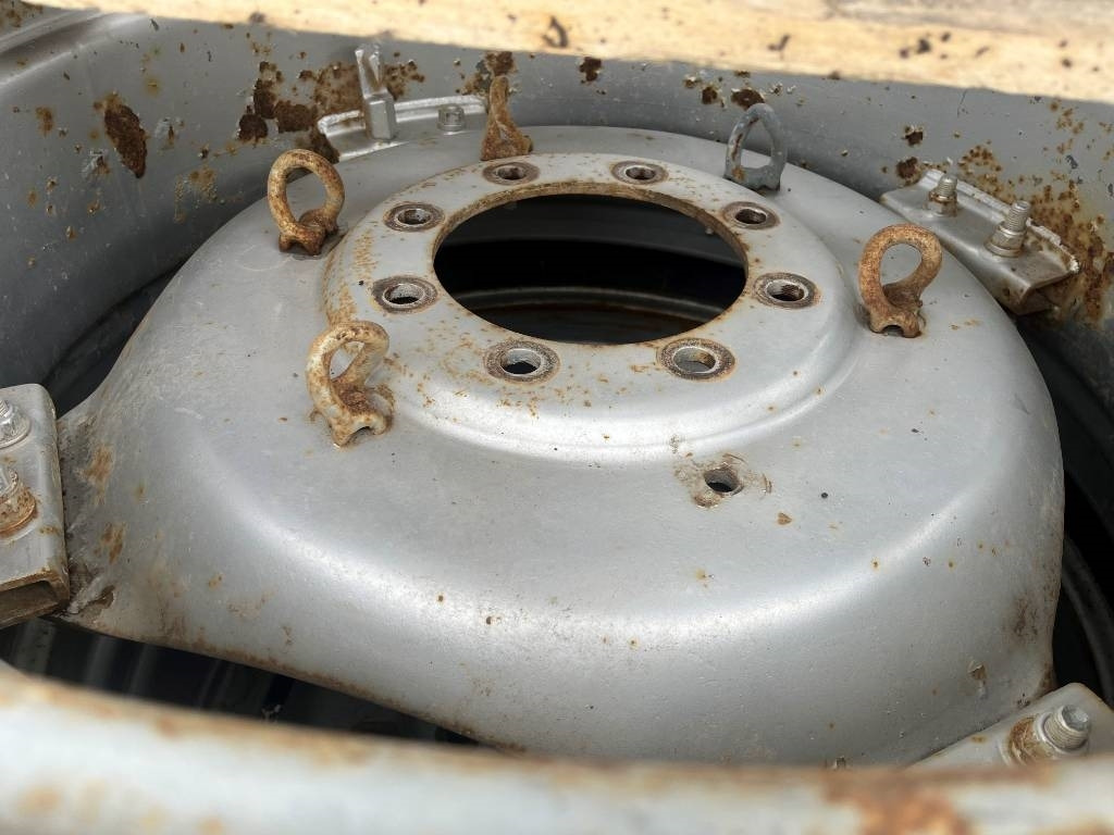 Agrimax 650/65-38 420/85-28 till Case MX 135 - Ελαστικό για Γεωργικά μηχανήματα: φωτογραφία 5 Agrimax 650/65-38 420/85-28 till Case MX 135 - Ελαστικό για Γεωργικά μηχανήματα: φωτογραφία 5