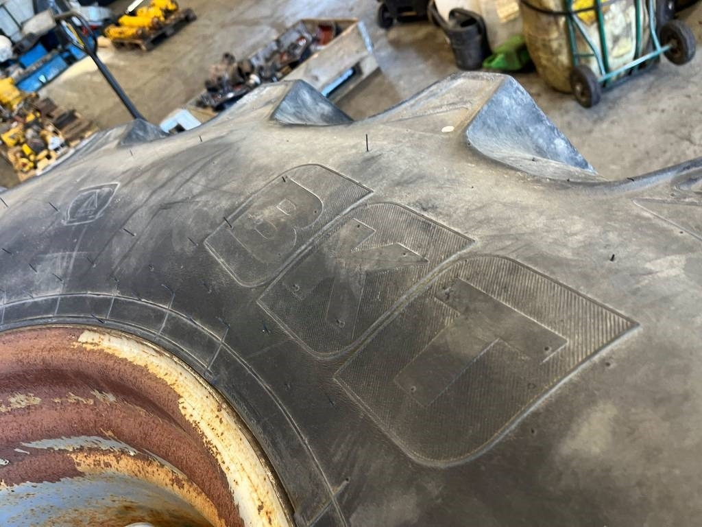 BKT 600/70R30 till Case Magnum 310 - Ελαστικό για Γεωργικά μηχανήματα: φωτογραφία 5 BKT 600/70R30 till Case Magnum 310 - Ελαστικό για Γεωργικά μηχανήματα: φωτογραφία 5