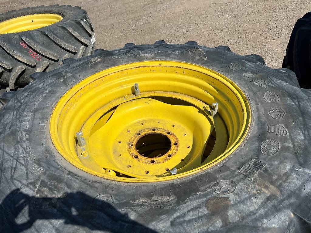 Firestone 520/85R38 till JD 6620 - Ελαστικό για Γεωργικά μηχανήματα: φωτογραφία 2 Firestone 520/85R38 till JD 6620 - Ελαστικό για Γεωργικά μηχανήματα: φωτογραφία 2