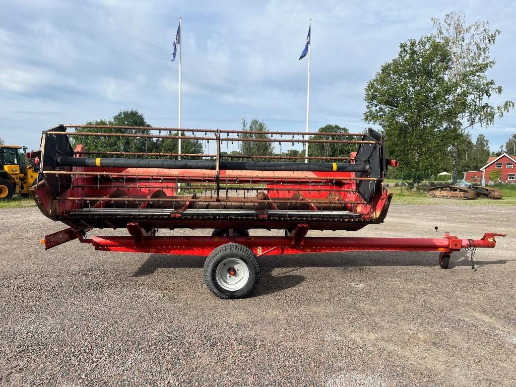 Massey Ferguson MF 32 Skärbord / Header - Εξαρτηματα - Θεριζοαλωνιστική μηχανή: φωτογραφία 2 Massey Ferguson MF 32 Skärbord / Header - Εξαρτηματα - Θεριζοαλωνιστική μηχανή: φωτογραφία 2