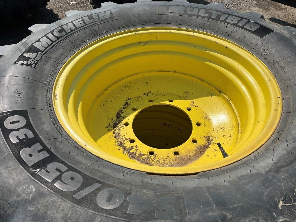 Michelin 540/65R30 till John Deere 7430 - Ελαστικό για Γεωργικά μηχανήματα: φωτογραφία 4 Michelin 540/65R30 till John Deere 7430 - Ελαστικό για Γεωργικά μηχανήματα: φωτογραφία 4