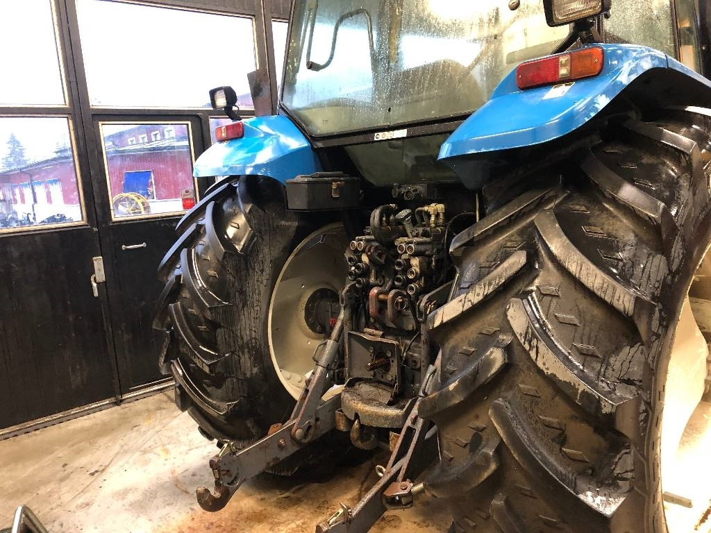 New Holland TS 110 Dismantled: only spare parts - Τρακτέρ: φωτογραφία 3 New Holland TS 110 Dismantled: only spare parts - Τρακτέρ: φωτογραφία 3
