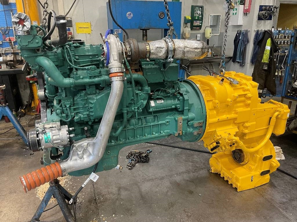 Volvo L 120 H - Ελαστιχοφόρος φορτωτής: φωτογραφία 2 Volvo L 120 H - Ελαστιχοφόρος φορτωτής: φωτογραφία 2