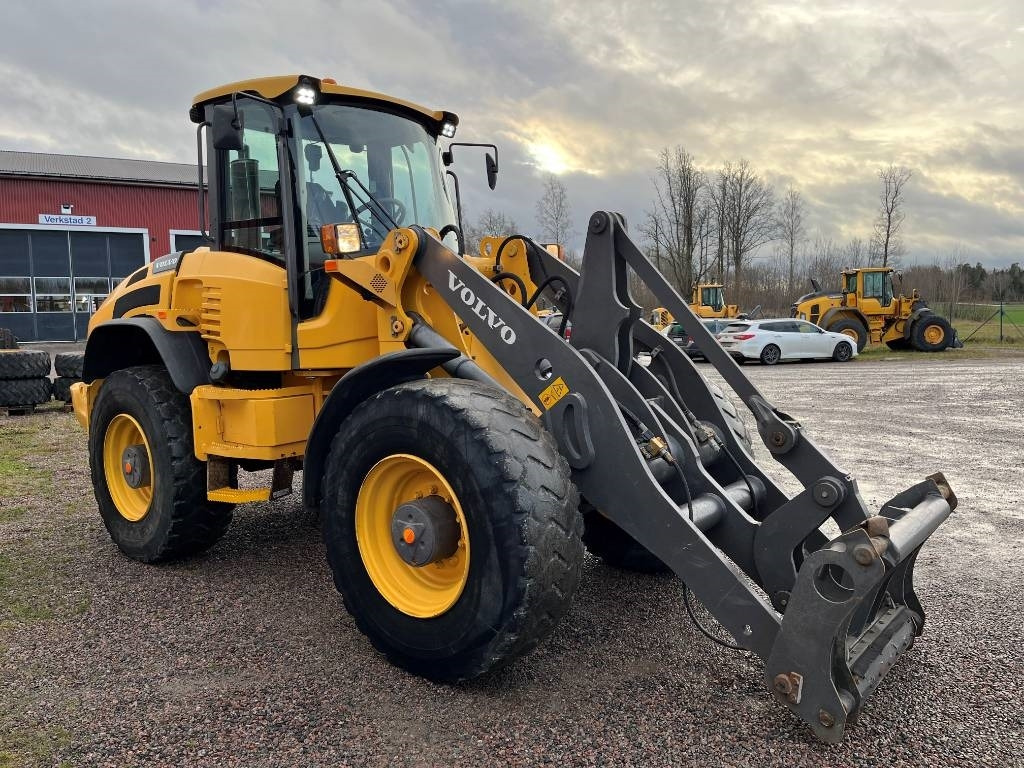 Volvo L 45 F LB - Ελαστιχοφόρος φορτωτής: φωτογραφία 4 Volvo L 45 F LB - Ελαστιχοφόρος φορτωτής: φωτογραφία 4