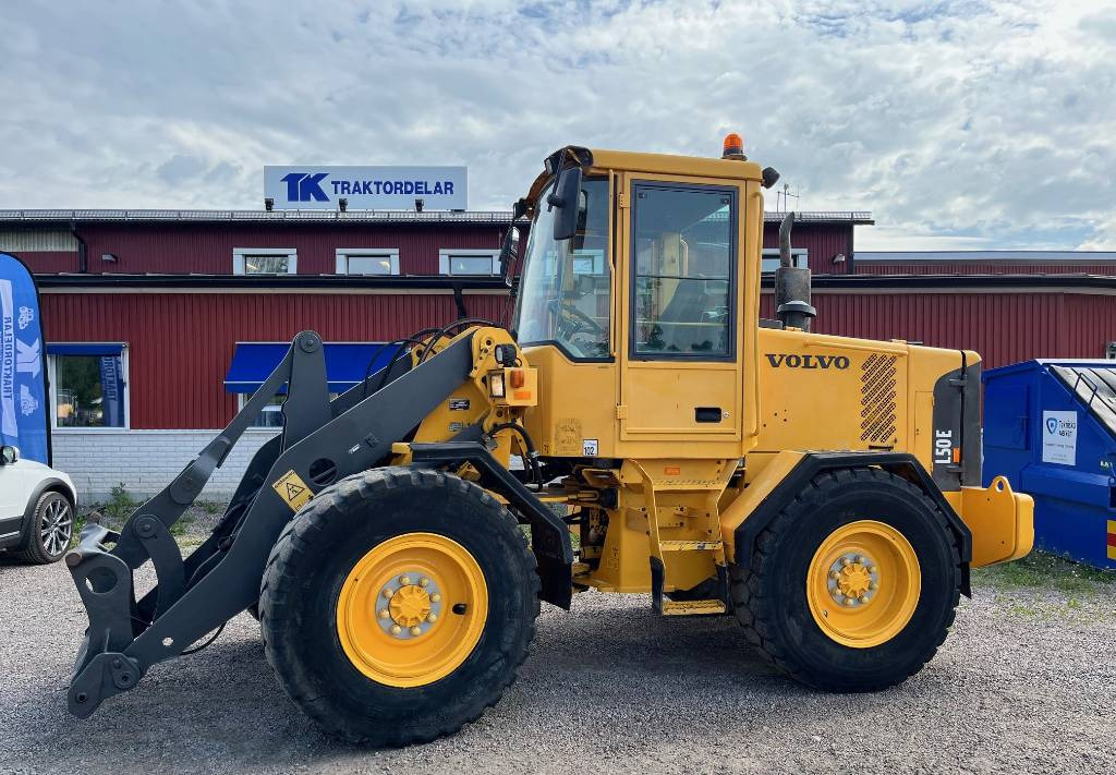 Ελαστιχοφόρος φορτωτής Volvo L 50 E: φωτογραφία 1
