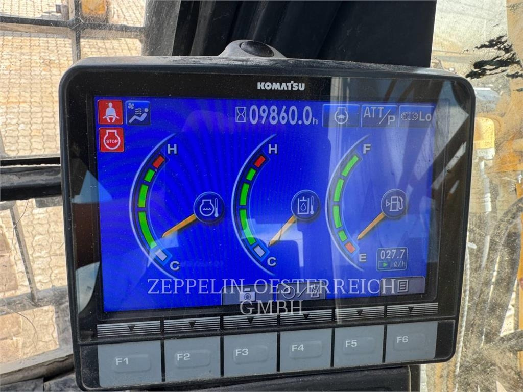 Komatsu PC490LC-10 - Ερπυστριοφόρος εκσκαφέας: φωτογραφία 3 Komatsu PC490LC-10 - Ερπυστριοφόρος εκσκαφέας: φωτογραφία 3