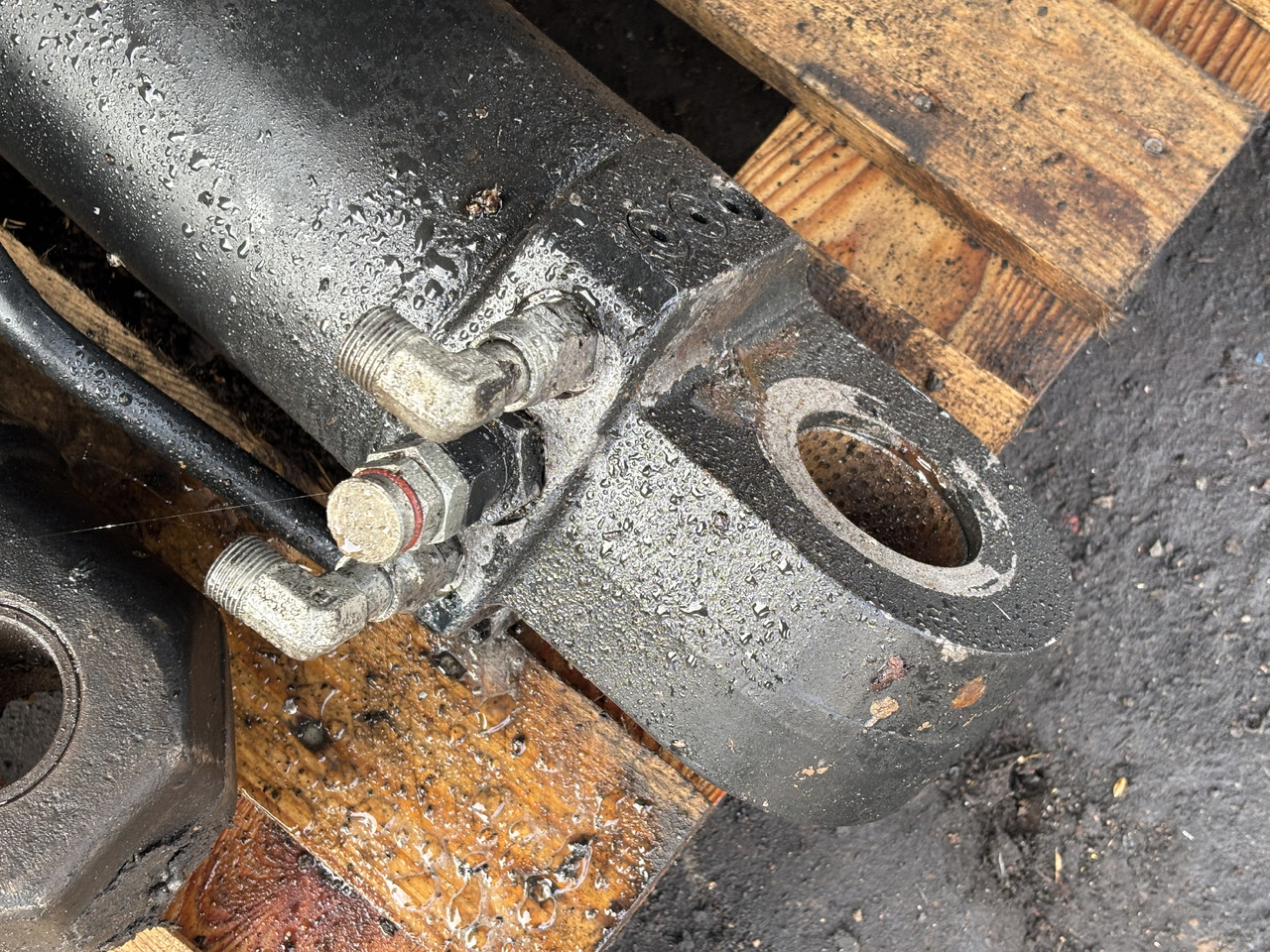 CAT Caterpillar TH336 TH 336 Siłownik Wychyłu Łyżki - Υδραυλικός κύλινδρος για Τηλεσκοπικός φορτωτής: φωτογραφία 2 CAT Caterpillar TH336 TH 336 Siłownik Wychyłu Łyżki - Υδραυλικός κύλινδρος για Τηλεσκοπικός φορτωτής: φωτογραφία 2